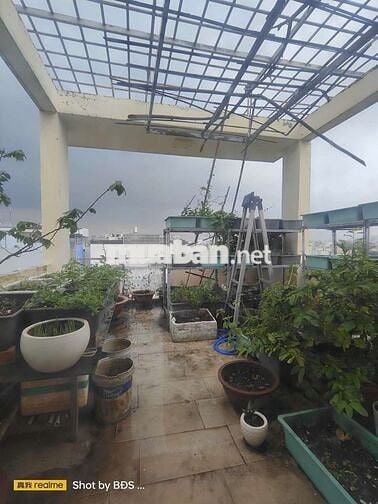Cho thuê nhà MT 6pn, 4 máy lạnh 28tr/ tháng