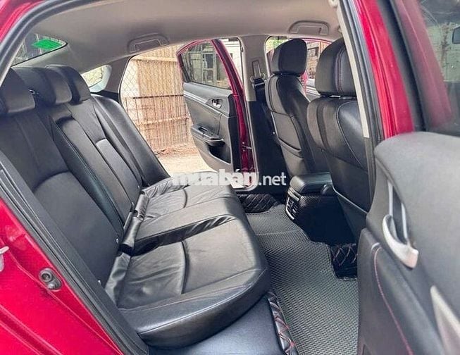 Honda Civic RS Đỏ 5 chỗ