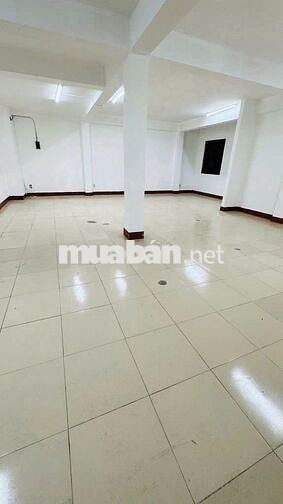 Cho thuê nhà mặt tiền đường số 28 dt 16x18m 3L