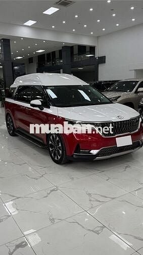 Kia Carnival Royal VIP 2023 Đỏ trắng