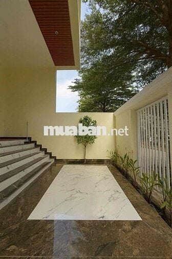 Villa Hồ Bơi tại The EverRich III, 500m2, 8PN, 9WC, Thang máy