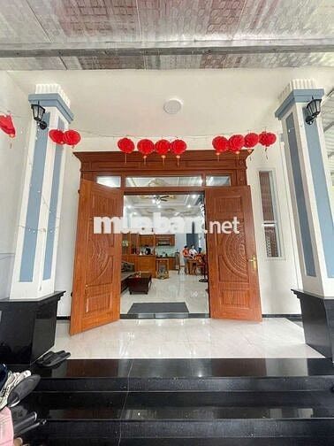 Hàng Rất Hiếm, Bán Gấp Định Cư Nước Ngoài, Biệt Thự Mái Thái.