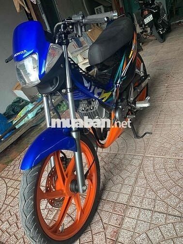 hết nhu cầu sử dụng cần bán xe nova tena,