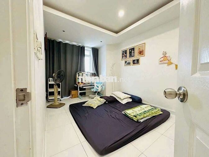 CHỦ BÁN GẤP CĂN HỘ RUBY GARDEN 70M2 3 TỶ 280 2PN 2WC SHR VIP