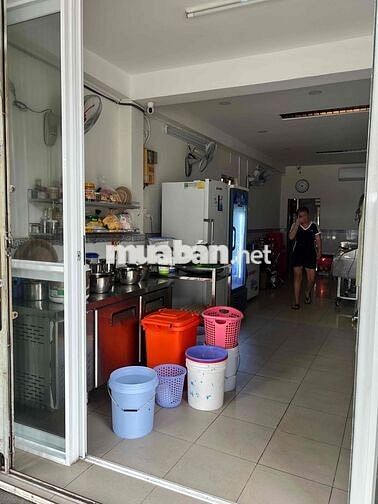 Cho thuê mặt bằng, nhà hay sang lại quán ăn