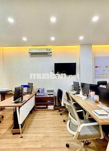 SIÊU PHẨM ĐƯỜNG HOA, 6x20M - 27D Hoa Lan, P.7, Phú Nhuận - THANG MÁY