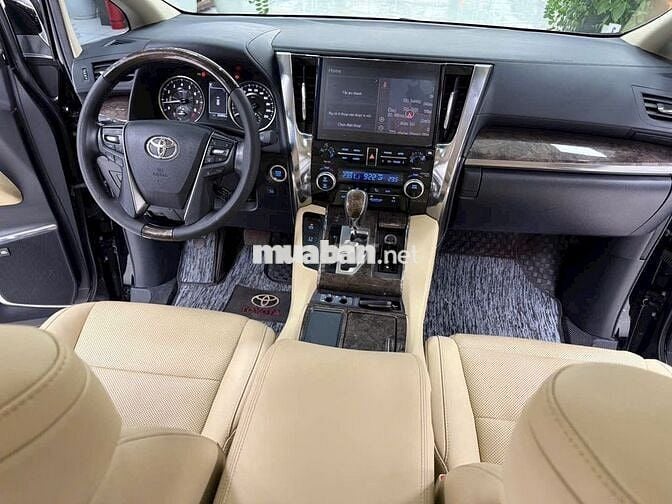 Bán Toyota Alphard sản xuất 2022, sơn Zin 99%.