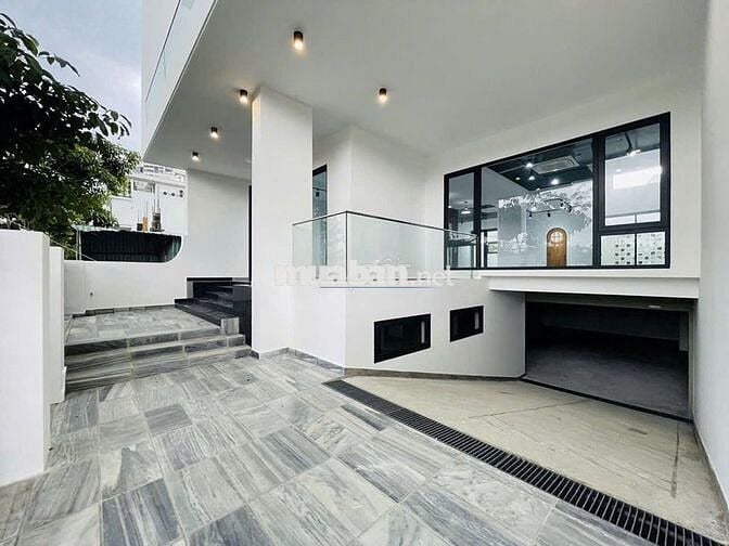 Biệt thự đẹp😍 giữa lòng Quận 1 P. Đa Kao | 300m² sử dụng, 2 lầu