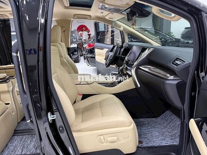 Bán Toyota Alphard sản xuất 2022, sơn Zin 99%.