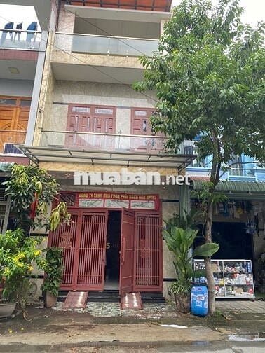 Chí chủ bán nha nhà phố, thuộc Dĩ An, Bình Dương