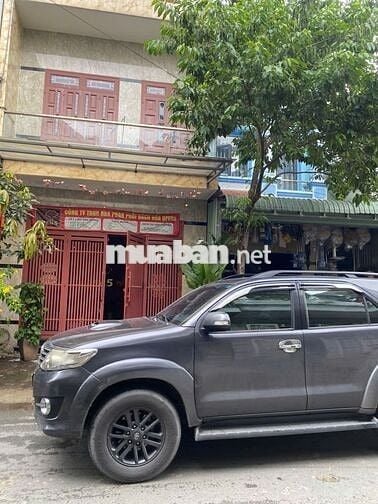 Chí chủ bán nha nhà phố, thuộc Dĩ An, Bình Dương