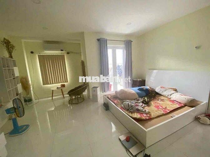 Nhà Cạnh Đường Lý Thường Kiệt, DT: 35m2 Lầu Trệt Giá 2ty hơn xíu