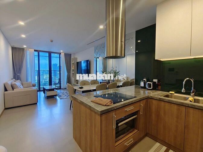 Căn hộ cho thuê tầng 20 – view trực diện thành phố & pháo hoa