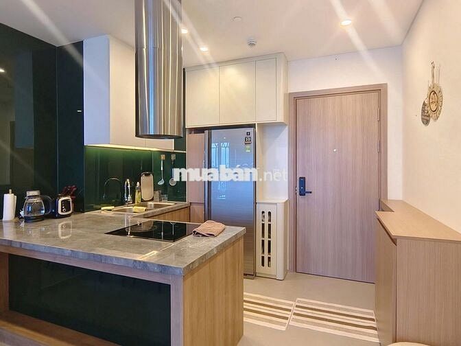 Căn hộ cho thuê tầng 20 – view trực diện thành phố & pháo hoa