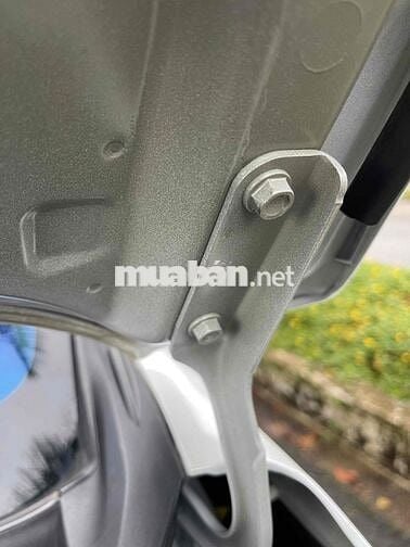 Toyota Veloz Cross Top Trắng nhập khẩu