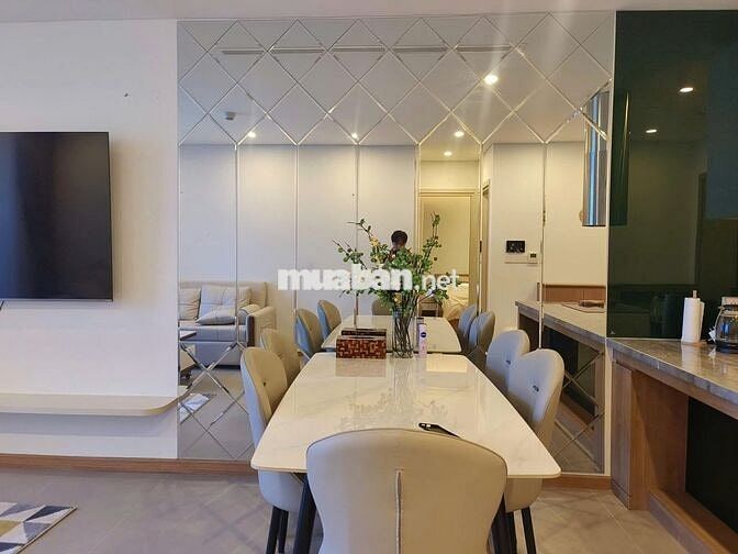 Căn hộ cho thuê tầng 20 – view trực diện thành phố & pháo hoa