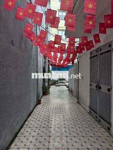 Bán đất hiếm 30m² – Bồ Đề, Long Biên – giá 4.8 tỷ