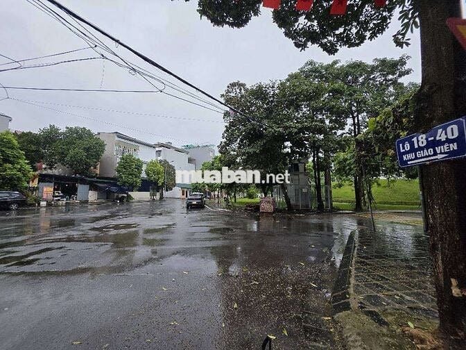 Đất phân lô Trục chính Ngọc Thụy vỉa hè đá bóng 80m2 MT5m Giá đẹp