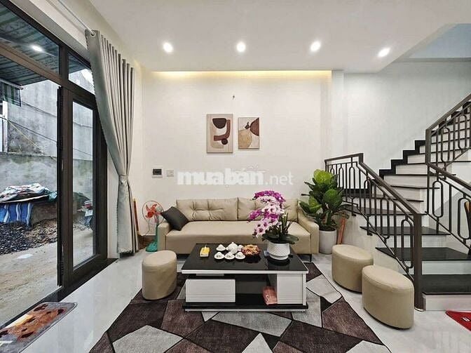 Bán nhà 2 tầng 2 mê 
🔥full nội thất kiệt 586 điện biên phủ -