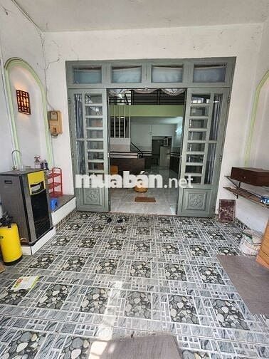 Hàng Hiếm, 4 x 14 hẻm xe hơi, sổ riêng, giá 3 tỷ 790tr thương lượng