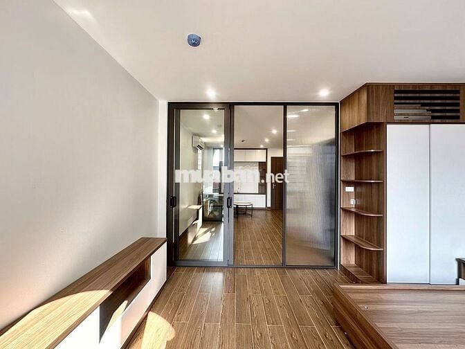 CĂN HỘ 1N1K BAN CÔNG FULL NỘI THẤT SIÊU RỘNG NGAY VINCOM TRẦN DUY HƯNG