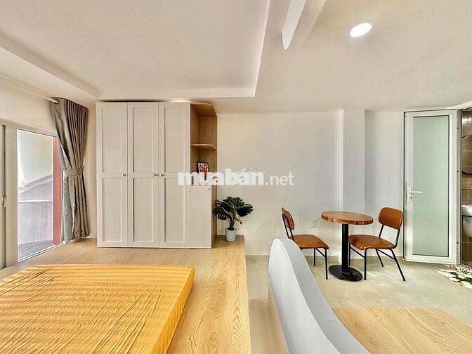 💥Cho Thuê 1PN Ban Công Rộng 45m2 Tại Trung Tâm Phú Nhuận Gần Q1,Q3 🌏