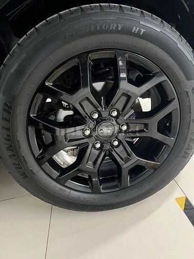 Ford Everest 2023 Sport 2.0L 4x2 AT - 39000 km