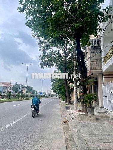 Bán nhà mặt tiền Trường Chinh Đà Nẵng mà giá 3ty890tl nhẹ nhàng.