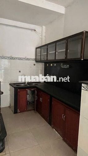 Nhà nguyên căn giá rẻ cho nhóm bạn sinh viên có thể ở 4-6 ng tiết kiệm