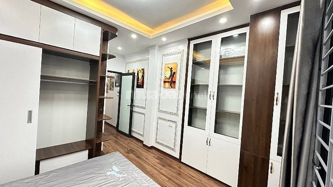 Cc bán nhà mới Đầm Trấu 35m, 5 tầng, ful đồ 7.5 tỷ