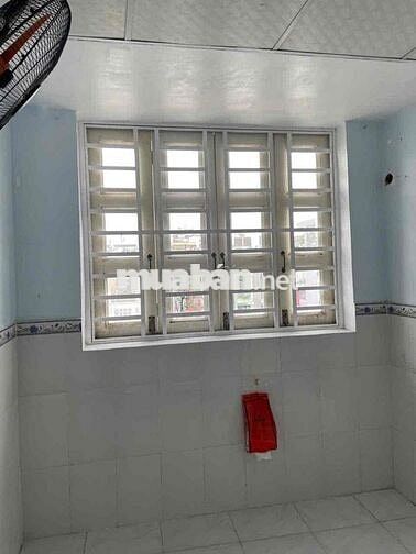 Phòng trọ ngã tư Huỳnh Tấn Phát và Nguyễn Thị Thập