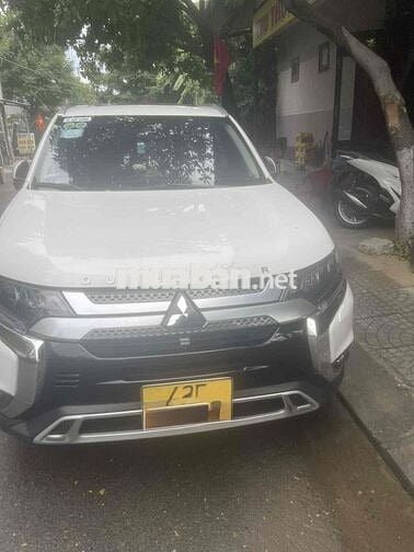 Mitsubishi Outlander 2021