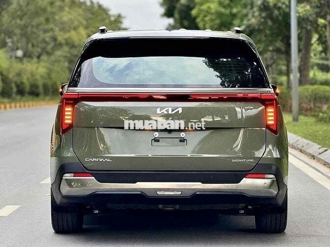 Kia Carnival 2025 Signature 2.2D