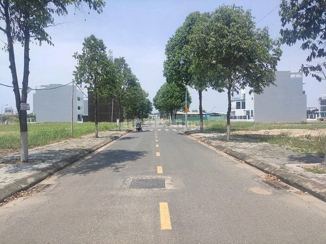 ĐẤT NỀN QUẬN 9 VỊ TRÍ VÀNG HƯỞNG TRỌN HỆ SINH THÁI VINHOMES - SỔ SẴN 