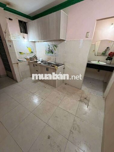 Cho thuê nhà nguyên căn.Đường Cách Mạng Tháng Tám.Phường 10.Quận 3