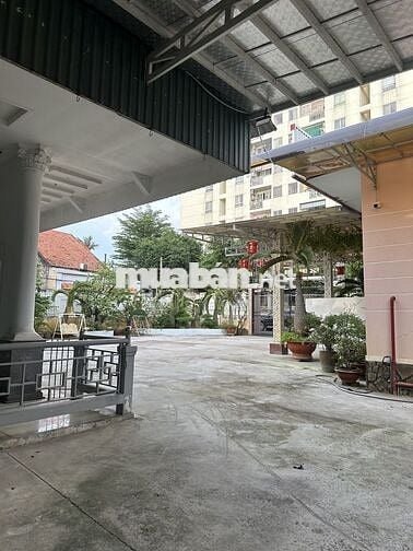 Mb cho thuê kho/nhà xưởng 1200m2, 2 mặt tiền – phù hợp kinh doanh