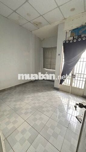 Nhà nguyên căn giá rẻ cho nhóm bạn sinh viên có thể ở 4-6 ng tiết kiệm