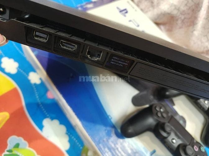 BÁN MÁY PS4 SLIM HACK 1TB CÓ 2 TAY CẦM