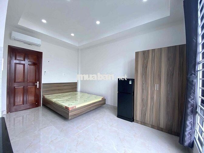 Cho thuê phòng THANG MÁY ngay Nguyễn Trãi Q1 gần TAKASHIMAYA 27m2