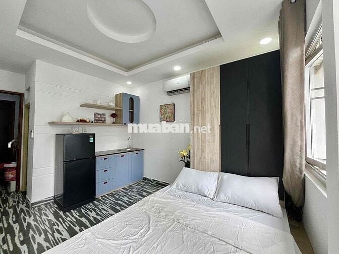 HOT HOT - PHÒNG ĐẸP  - NỘI THẤT XỊN XÒ - BAN CÔNG - TRẦN HƯNG ĐẠO Q.1