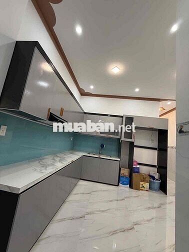 nha 1 trệt 1 lầu 1pk 3pn bếp 3wc phòng thờ. Nha đang xây dựng mới 100%