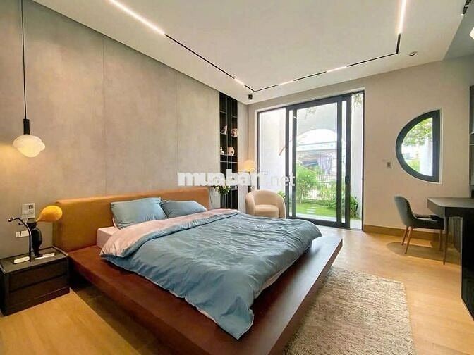 CHO THUÊ NHÀ KINH DOANH HẺM XE HƠI 8M 150 NGUYỄN TRÃI, P.BT, QUẬN 1