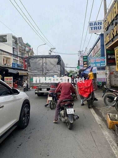 ĐẤT THỔ CƯ 11X33M NGAY CHỢ 26 VÀO 100M