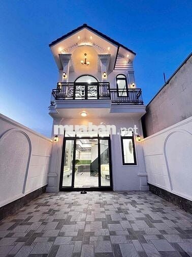 NHÀ HƯỚNG ĐÔNG NAM. HẺM Ô TÔ VINMART PHẠM THÁI BƯỜNG👉NHÀ MÁI THÁI MỚI