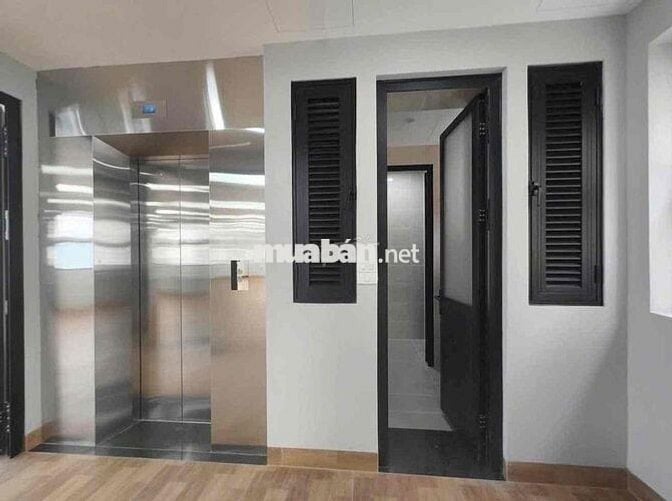 CHO THUÊ TOÀ NHÀ MỚI XÂY THÀNH THÁI QUẬN 10 NGANG 17M