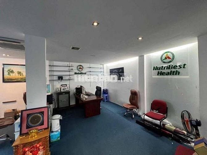 NGANG 11M - 3 TẦNG GÓC 2 MẶT TIỀN NGUYỄN CƯ TRINH - LỀ RỘNG SÀN SUỐT