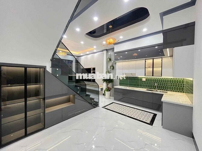 NHÀ HƯỚNG ĐÔNG NAM. HẺM Ô TÔ VINMART PHẠM THÁI BƯỜNG👉NHÀ MÁI THÁI MỚI