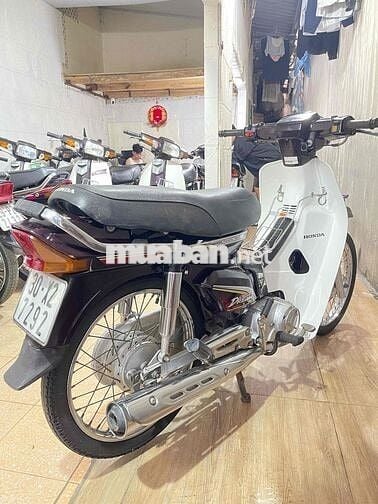 Dream việt nam đời 2010 chính chủ zin cả xe