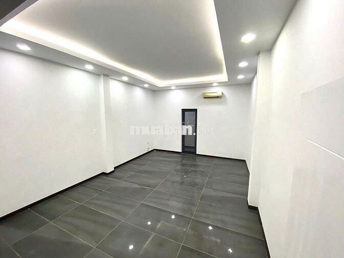 Cho Thuê Mặt Bằng Đường Nguyễn Văn Thủ, Quận 1 ( 4.5x20m + 1PN )