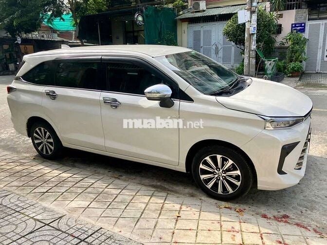Bán xe Toyota AVANZA số tự động SX 2022 90%new